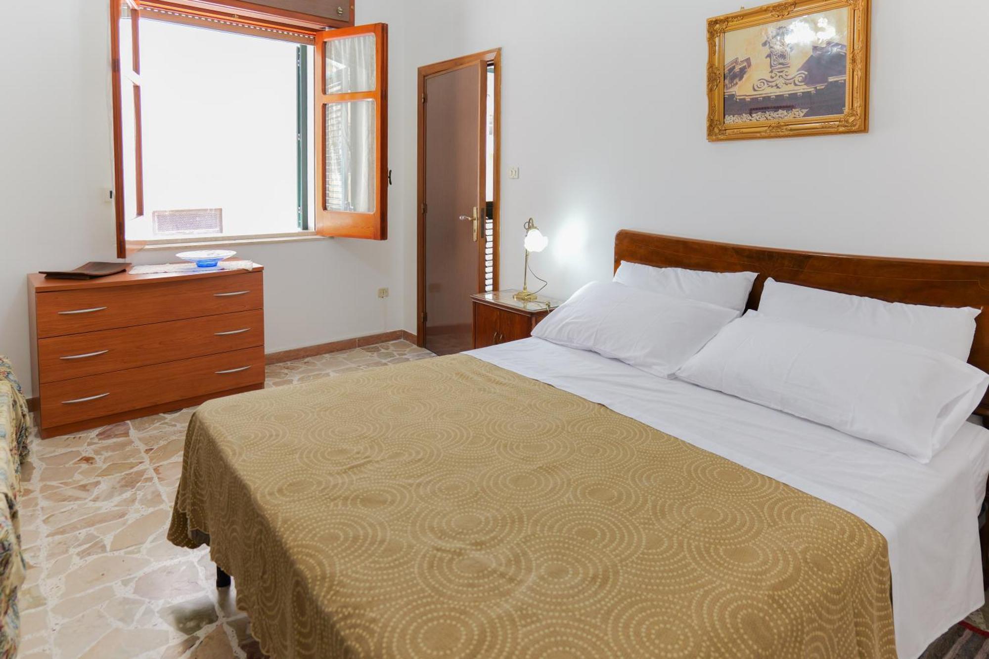 Ferienwohnung Le Cacinare Modica Zimmer foto